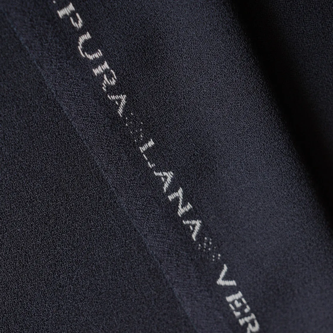 Blu Scuro Motiv Crepe