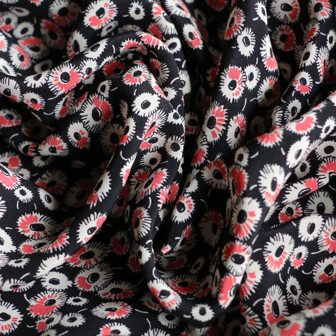 Daisy Nero Silk Crepe De Chine