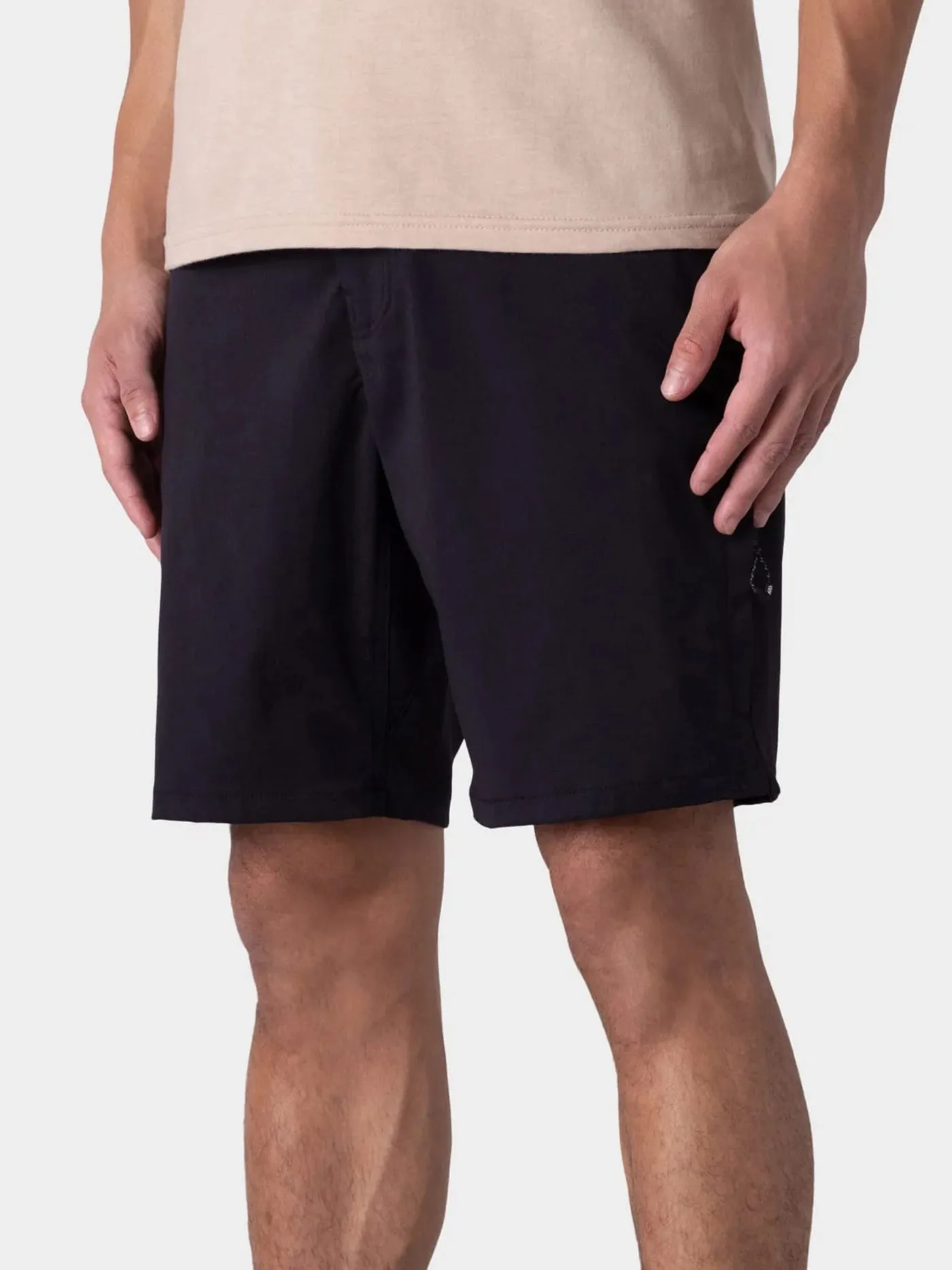 Everywhere Hybrid Relaxed Fit Shorts
