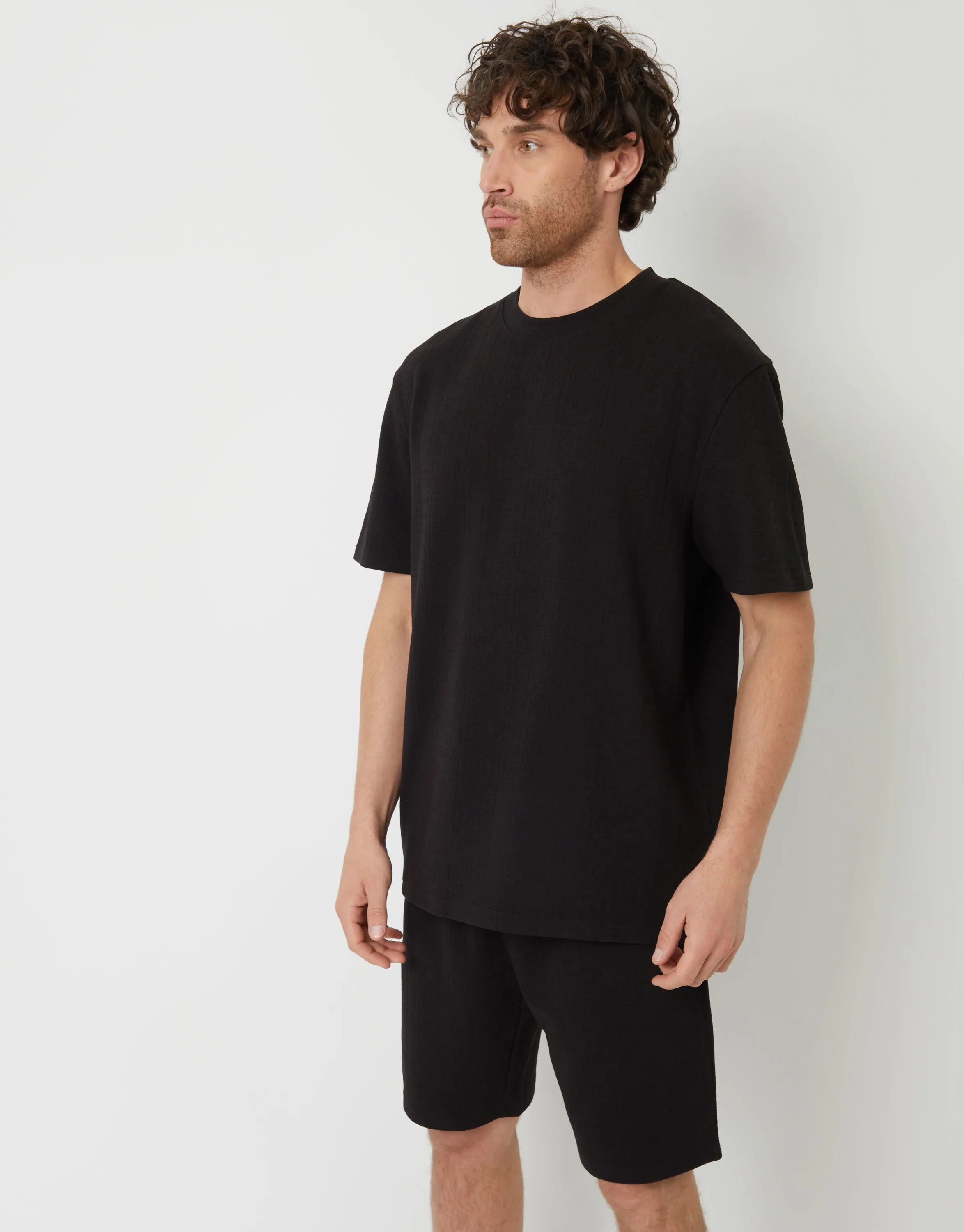 Men's Black Textured Relaxed Fit T-Shirt