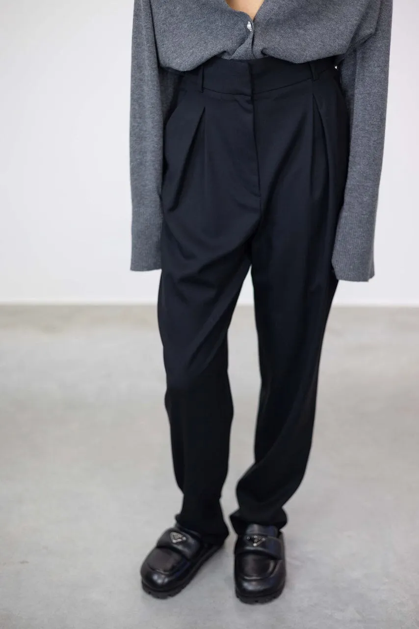 MOTEL THE CARROT CUT PANTS