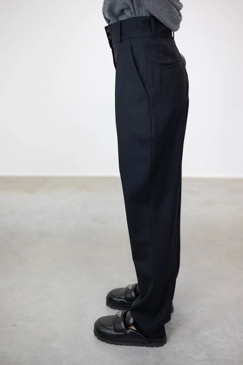 MOTEL THE CARROT CUT PANTS