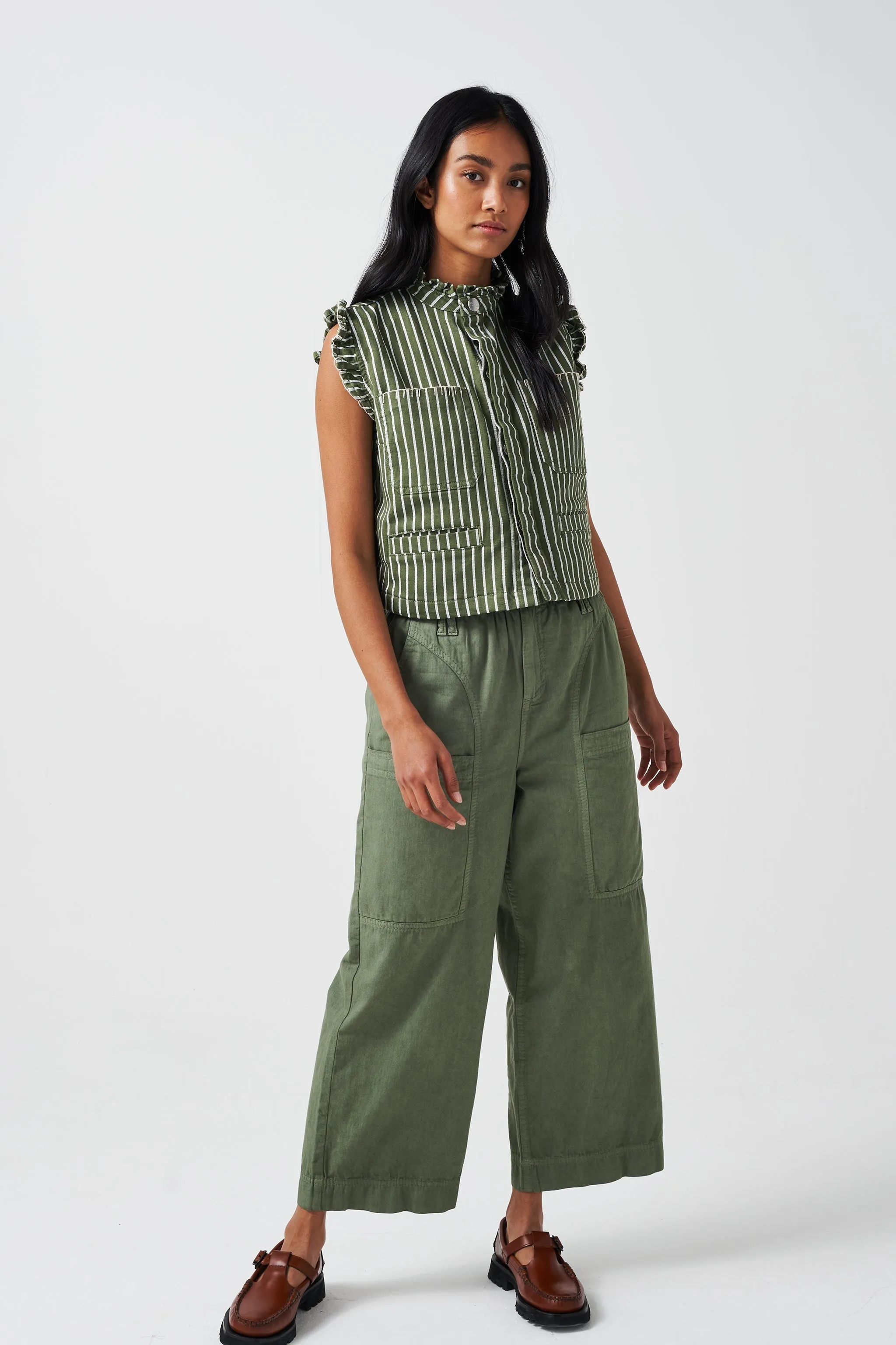 Pablo Vest in Khaki Stripe