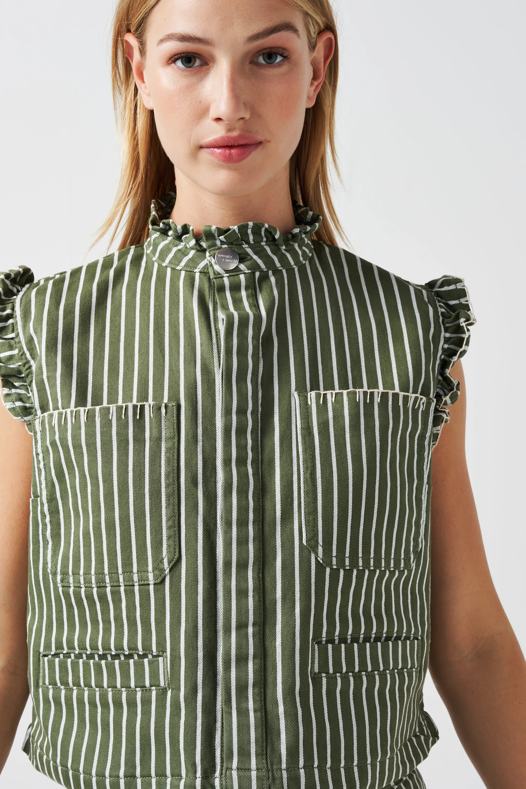 Pablo Vest in Khaki Stripe