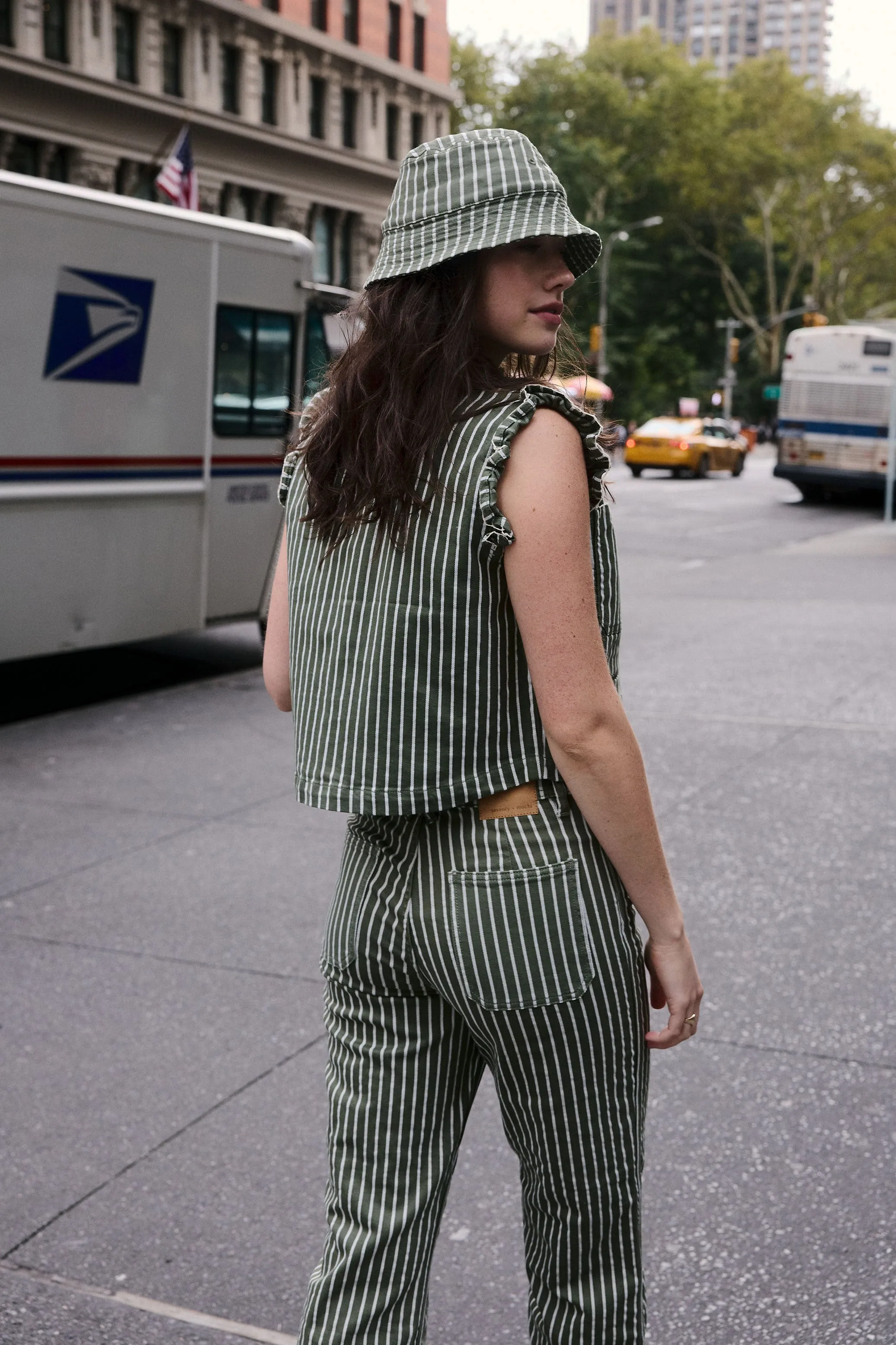 Pablo Vest in Khaki Stripe