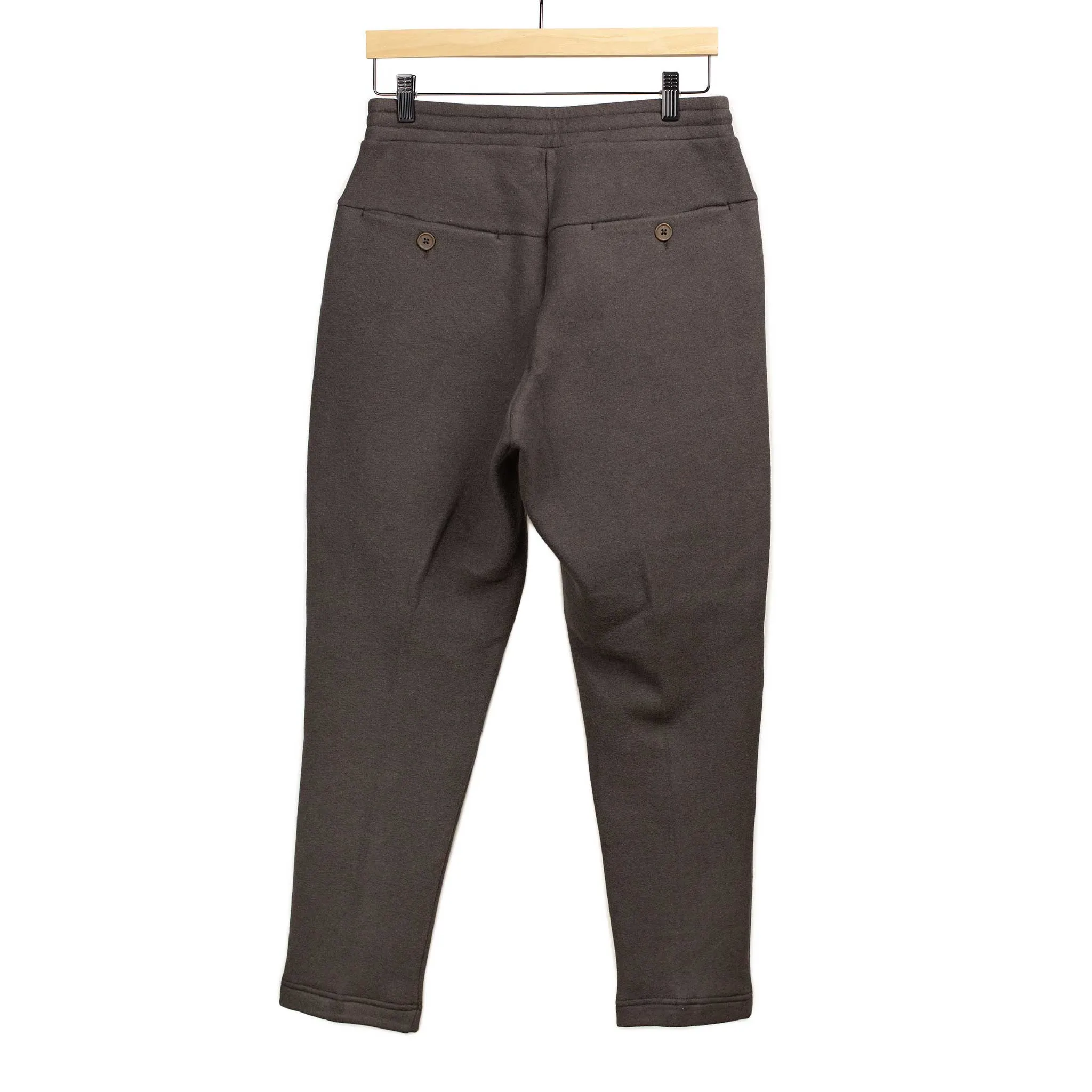 Pin-tuck sweat pants in dark brown cotton and lyocell