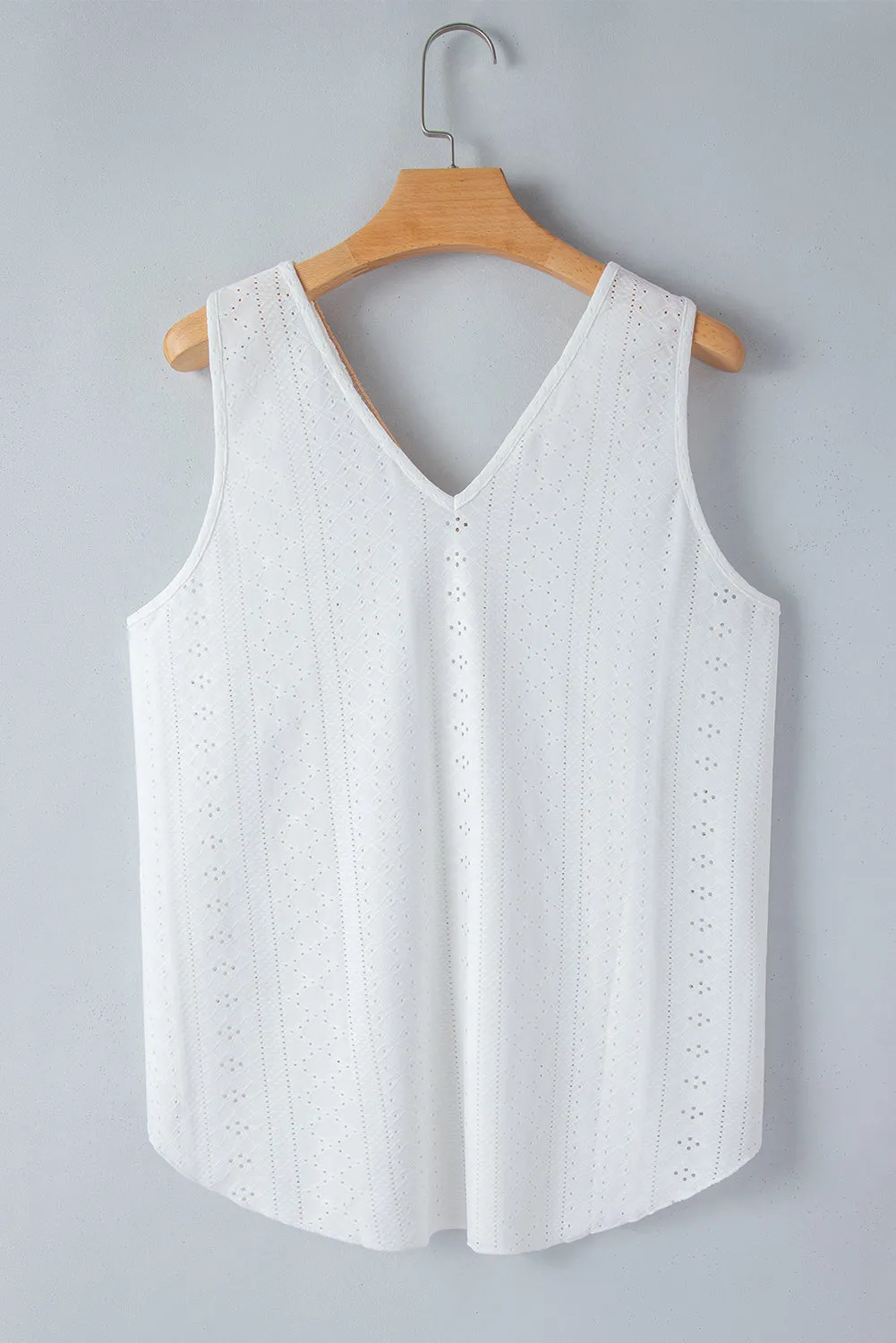 Plus Size V Neck Lace Tank Top