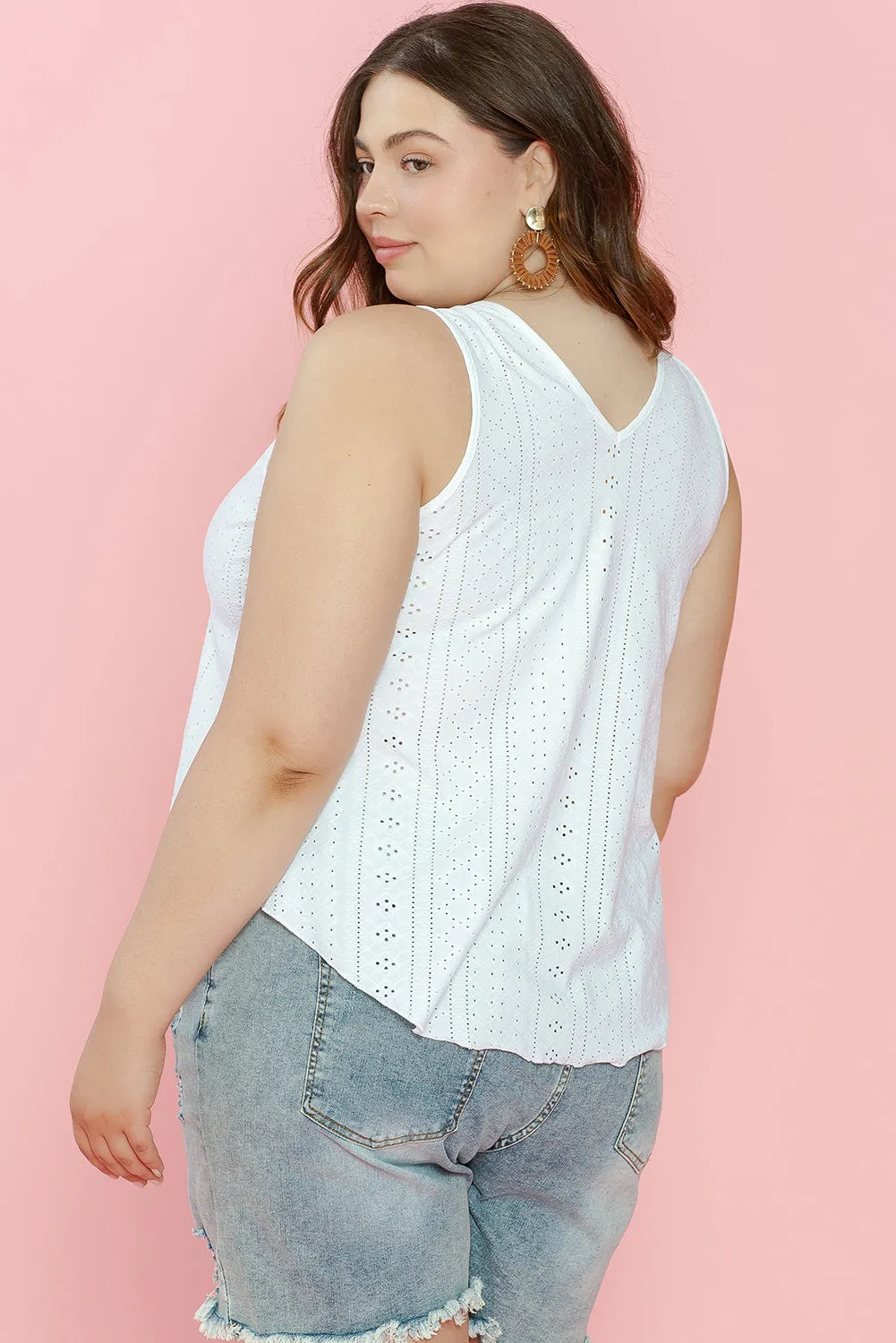 Plus Size V Neck Lace Tank Top