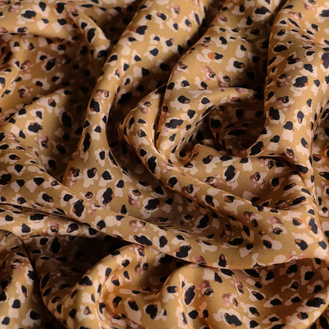 Shia Toffee Viscose Twill