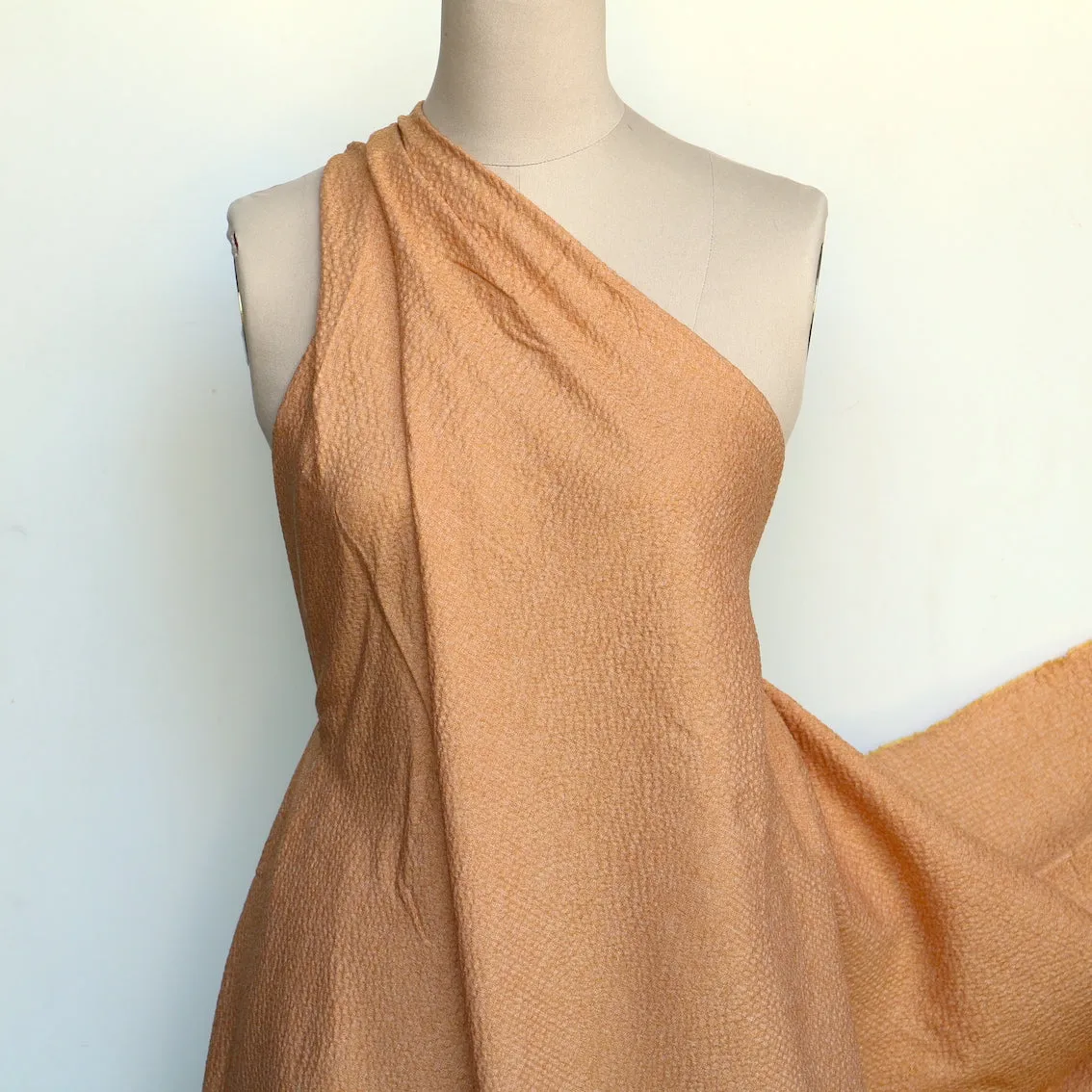 Vogue Gold Seersucker